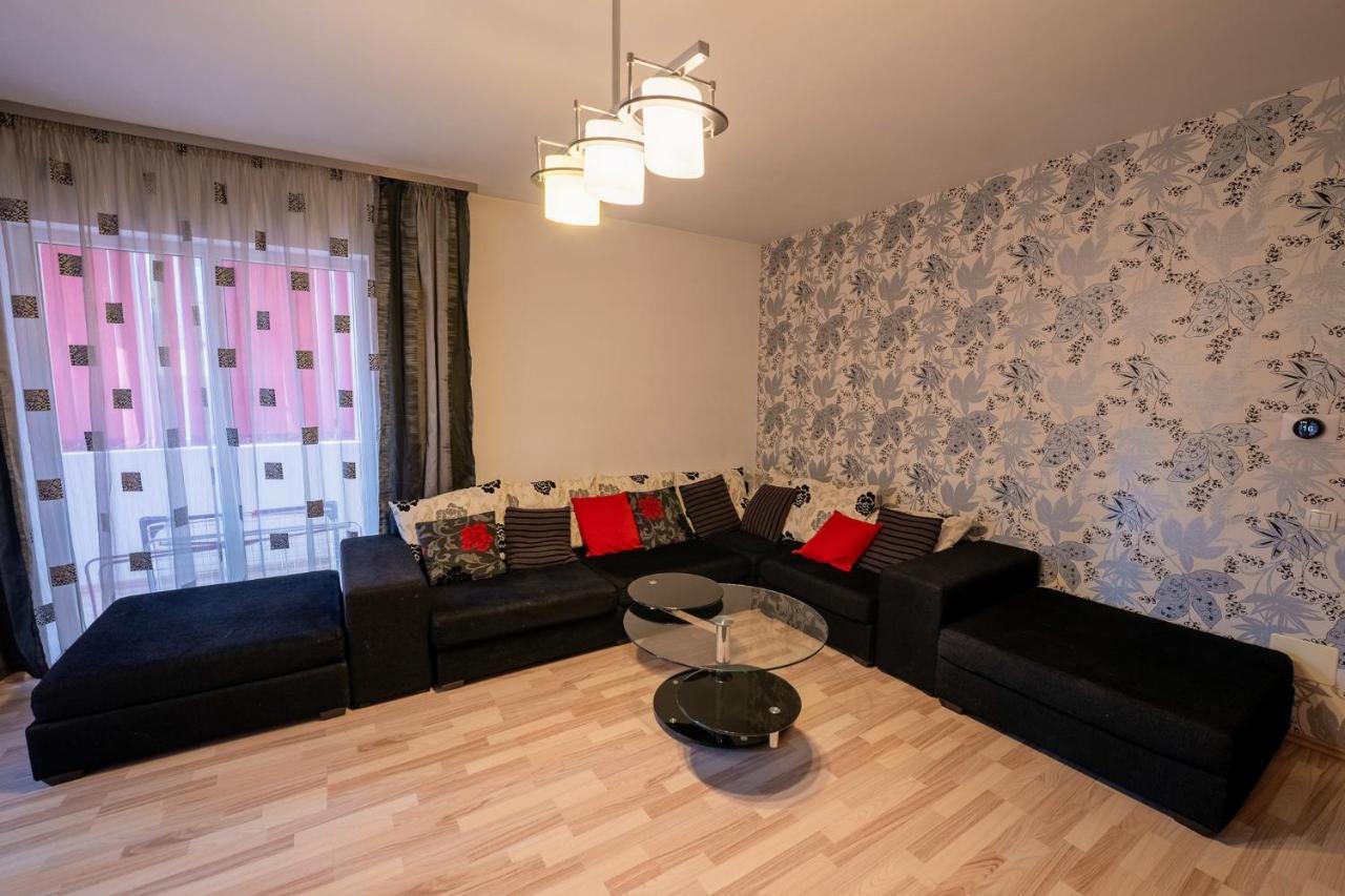 Quiet 3-Room Apt - 2 Parking Spaces - 5 Min Bus 플로레스티 외부 사진