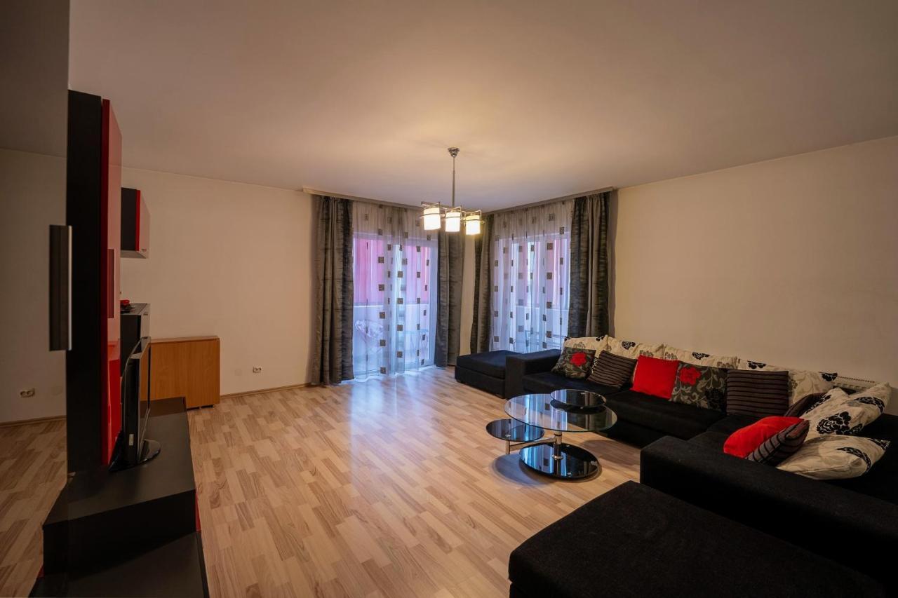Quiet 3-Room Apt - 2 Parking Spaces - 5 Min Bus 플로레스티 외부 사진